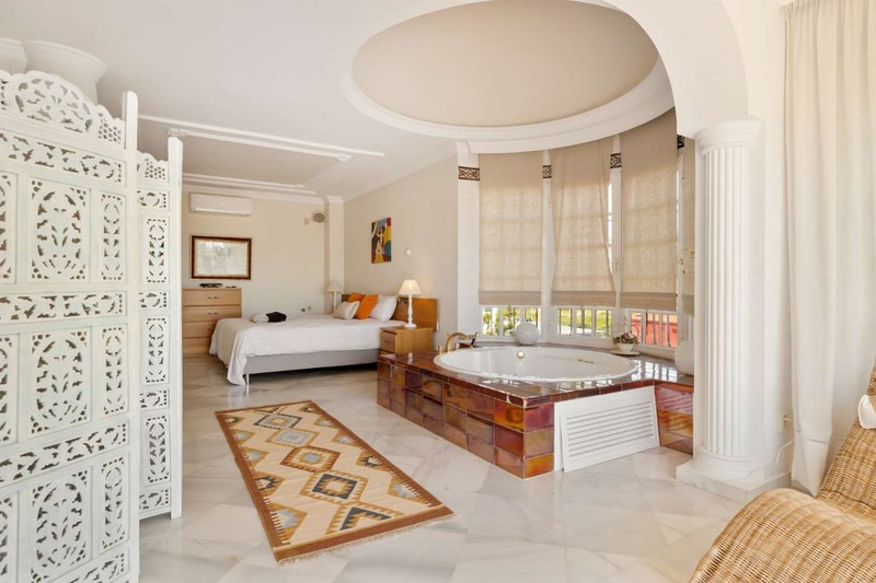 Master bedroom showing jacuzzi