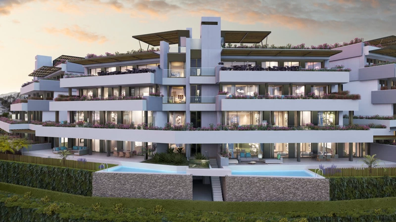 Golf apartments with panoramic sea views to the coast, Africa and Gibraltar. 3 bedrooms and 3 bathrooms. Stunning!