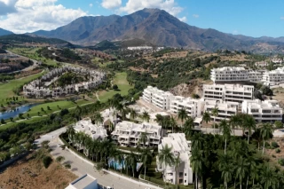 Estepona Golf €399,000-729,750