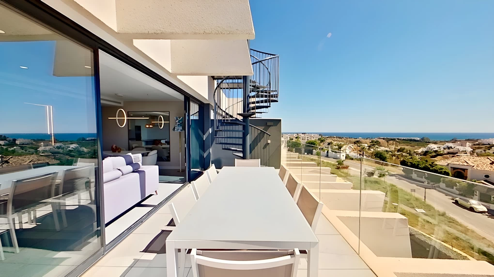 Estepona New Golden Mile 3bed 2bath Penthouse €699,000