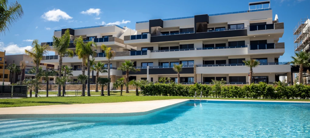 Playa Flamenca 2 - 3 bed 2 bath. €369,000- 789,000